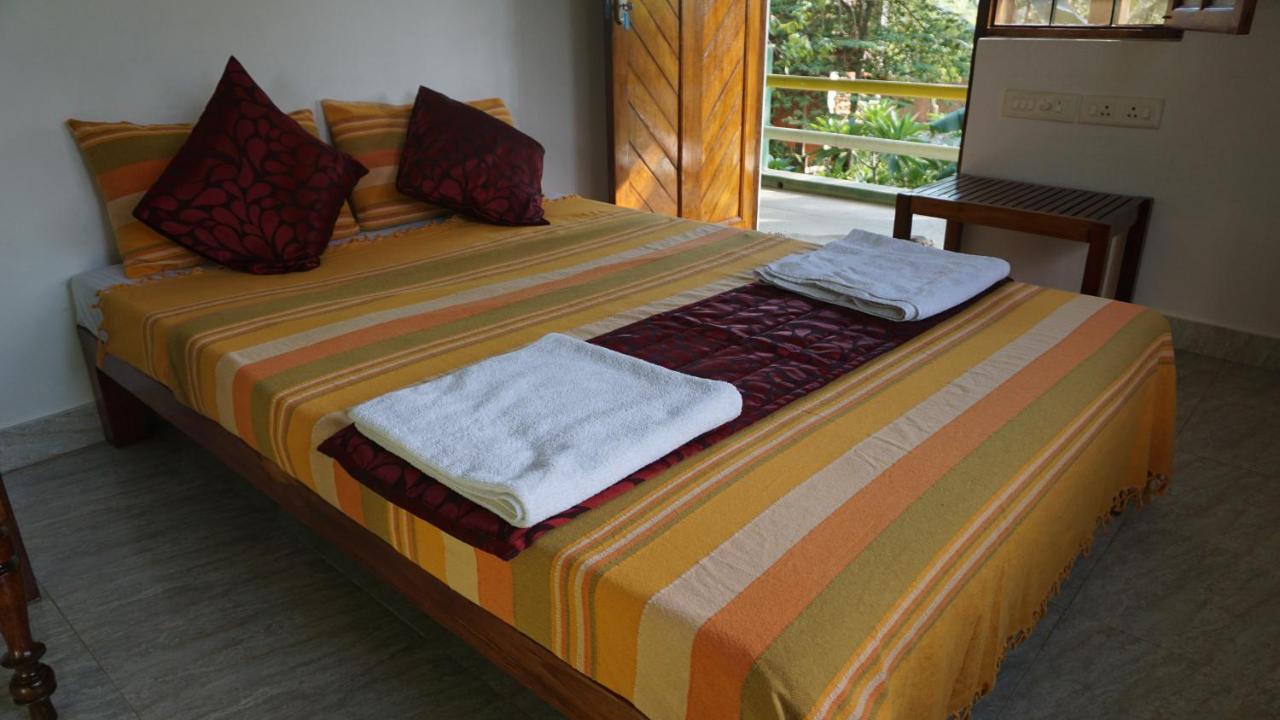 Green'S Guest House Auroville Exterior foto