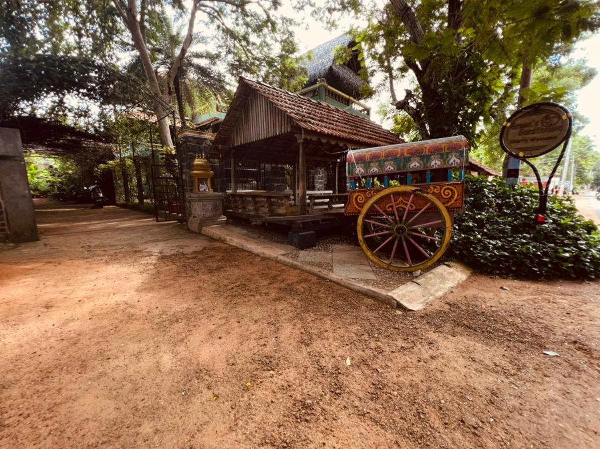 Green'S Guest House Auroville Exterior foto